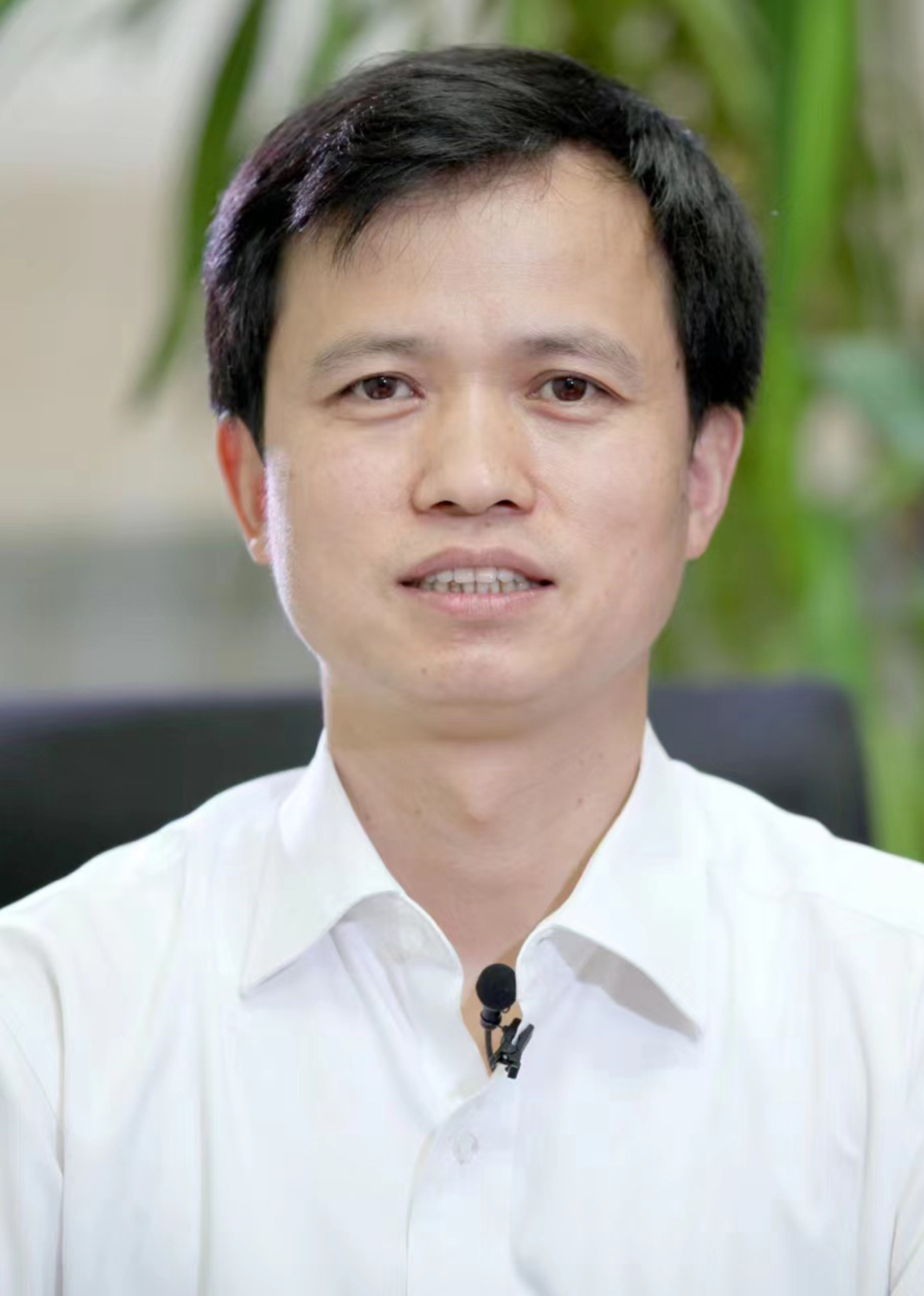 胡事民